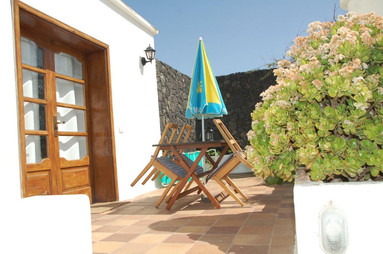 Villa Jupe Tías Esterno foto