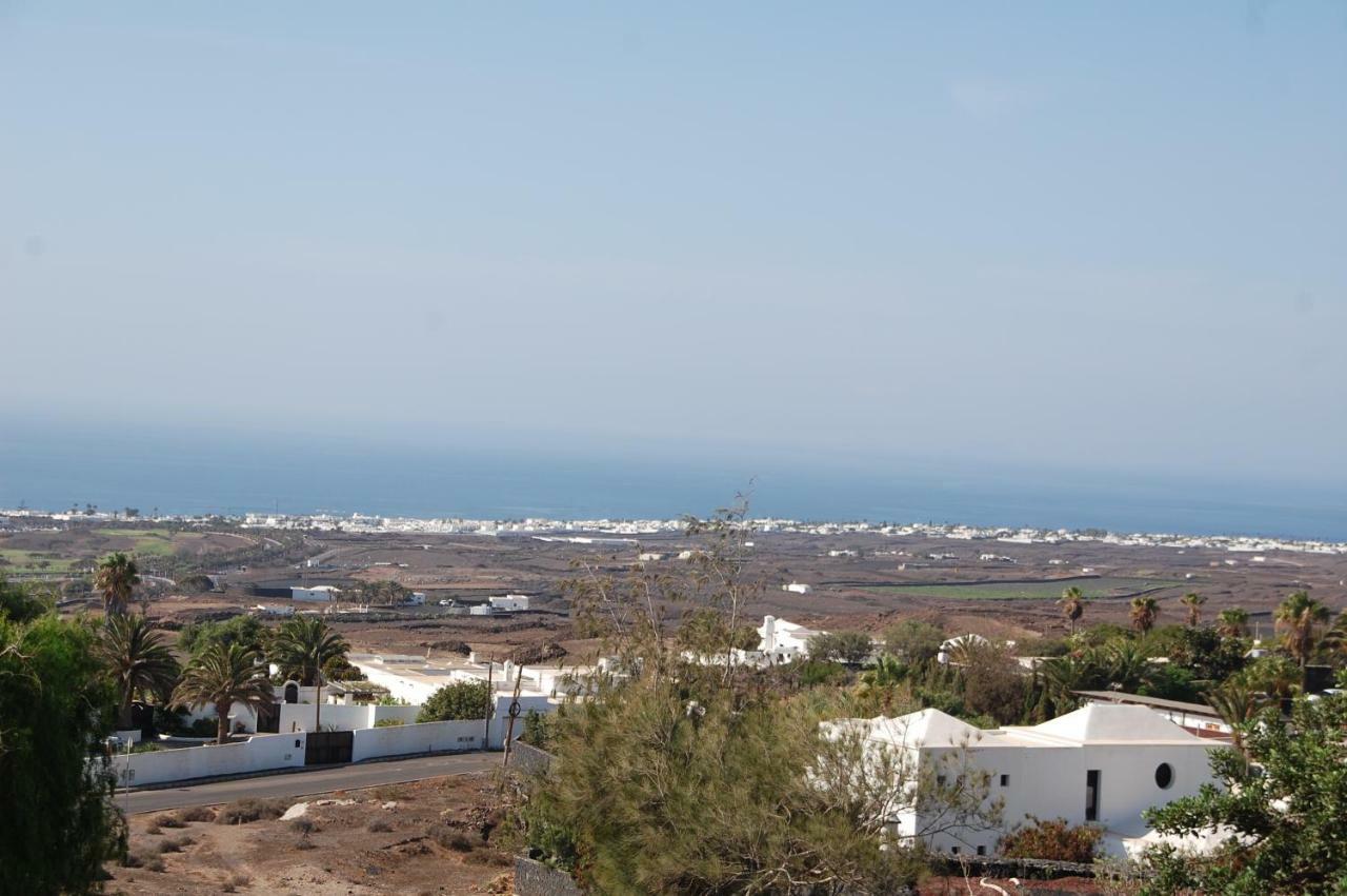 Villa Jupe Tías Esterno foto
