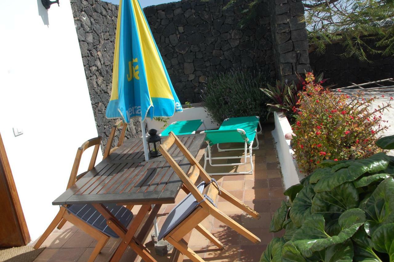 Villa Jupe Tías Esterno foto