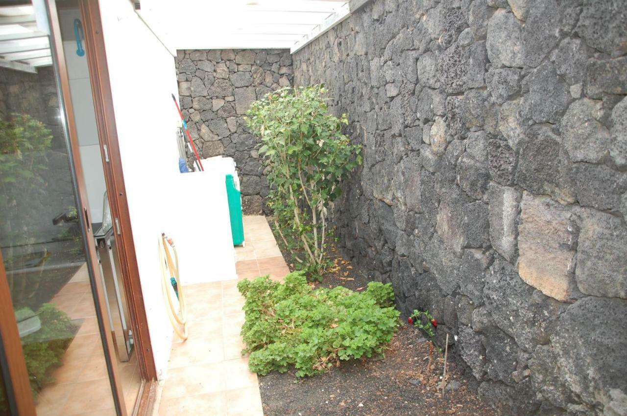 Villa Jupe Tías Esterno foto